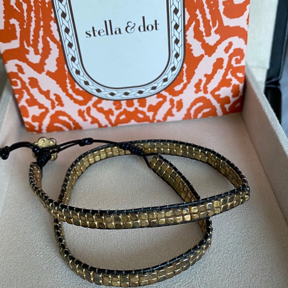 Stella and Dot Nugget wrap bracelet